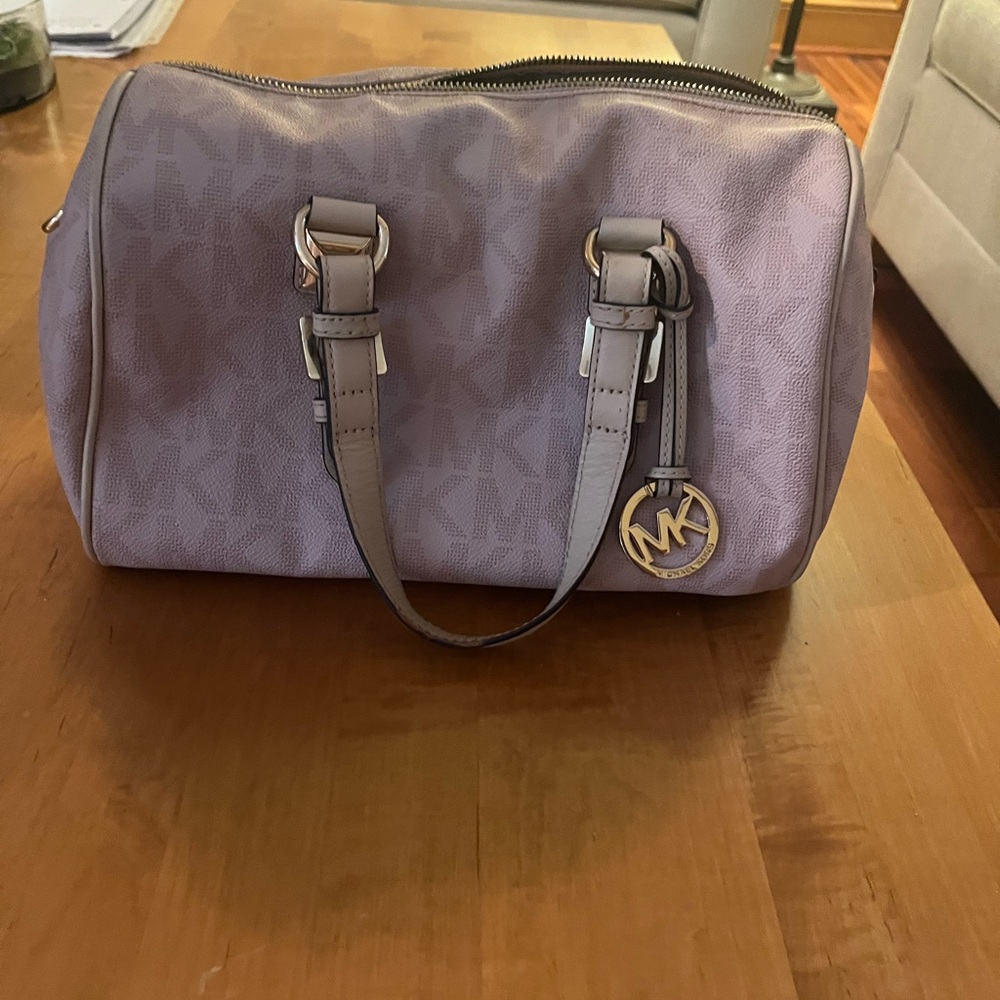 EUC Michael Kors Pink handbag